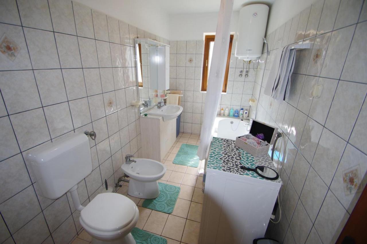 Apartment Ana